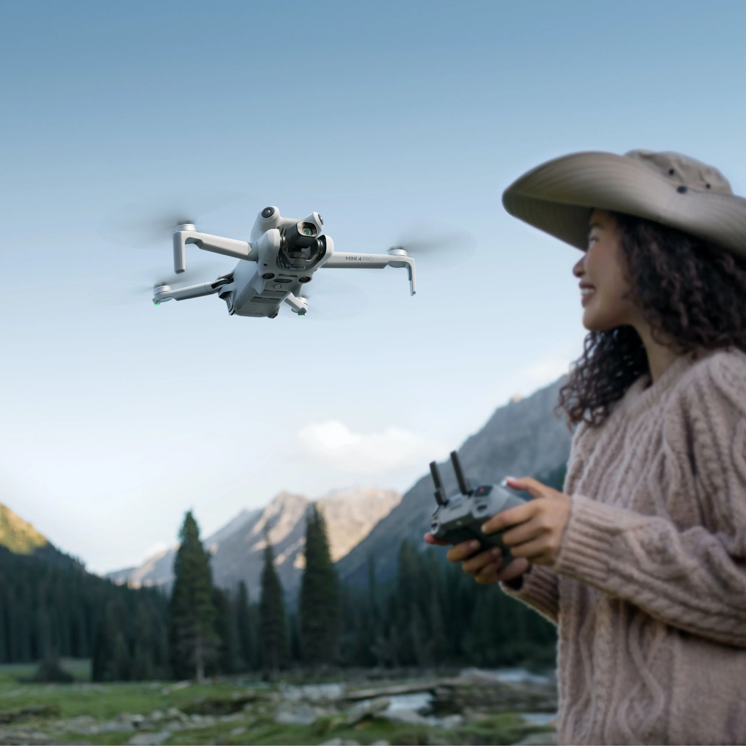 DJI Mini 4 Pro Fly More Combo Plus(DJI RC 2)